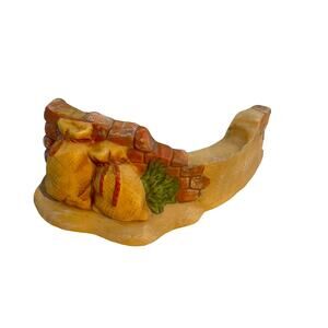 Grandeur Noel '01 Bethlehem Village Stone Wall Collector Ed. O'Well Porcelain